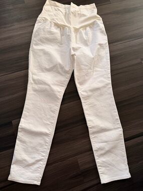 Old Navy Maternity Wow Straight leg 16 TALL plus size white jeans